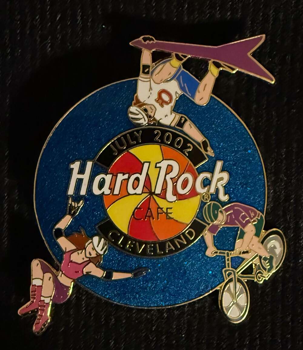 Hard Rock Cafe Cleveland July 2002 Games X-Games Pin